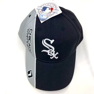 Chicago White Six Black Gray Genuine Merchandise Cotton Ball Cap NEW with Tag